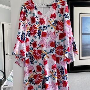 Tahari floral dress; flowers; bell sleeve